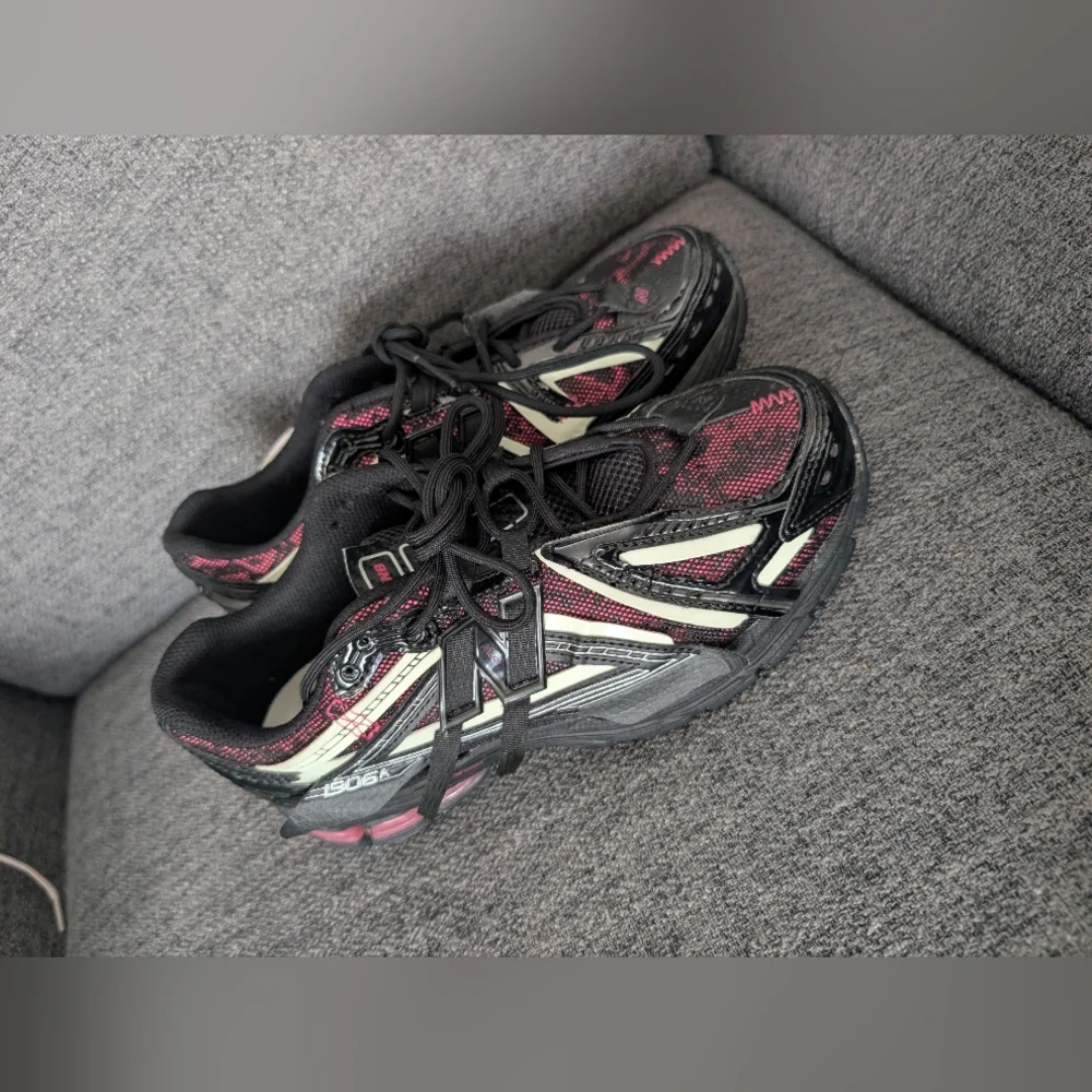 New Balance1906A lace-up sneakers